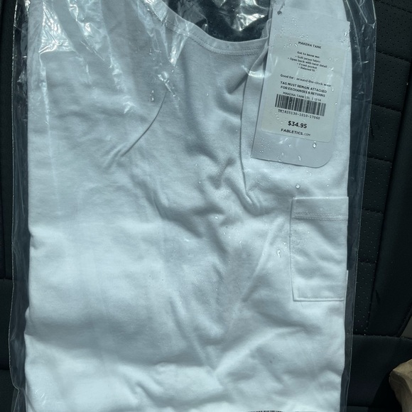 COPY - COPY - COPY - Fabletics Makens tank top - Picture 5 of 7